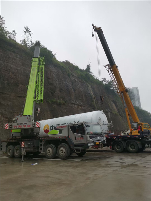 通渭县“不怕风雨冻”—— 吊车的 “恶劣环境适应” 技术